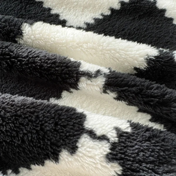 1pcs black and white flannel panda fleece soft and comfortable blanket nap blanket suitable for sofa bed sofa office suitable fo - Image 5